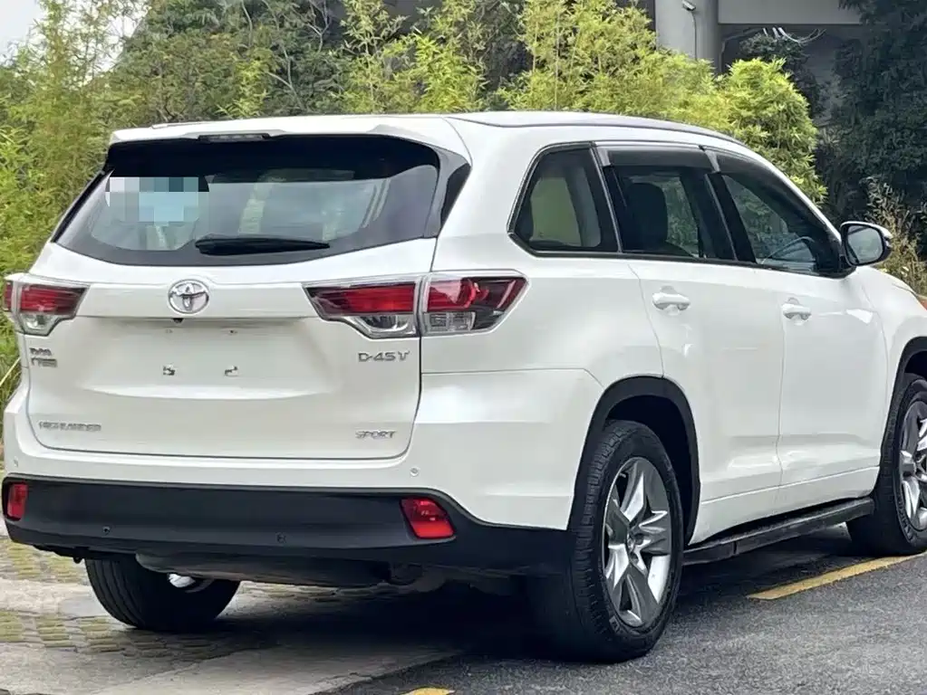 Toyota Highlander — миниатюра 2