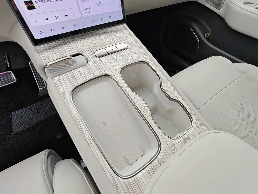 NIO ET7 — миниатюра 15
