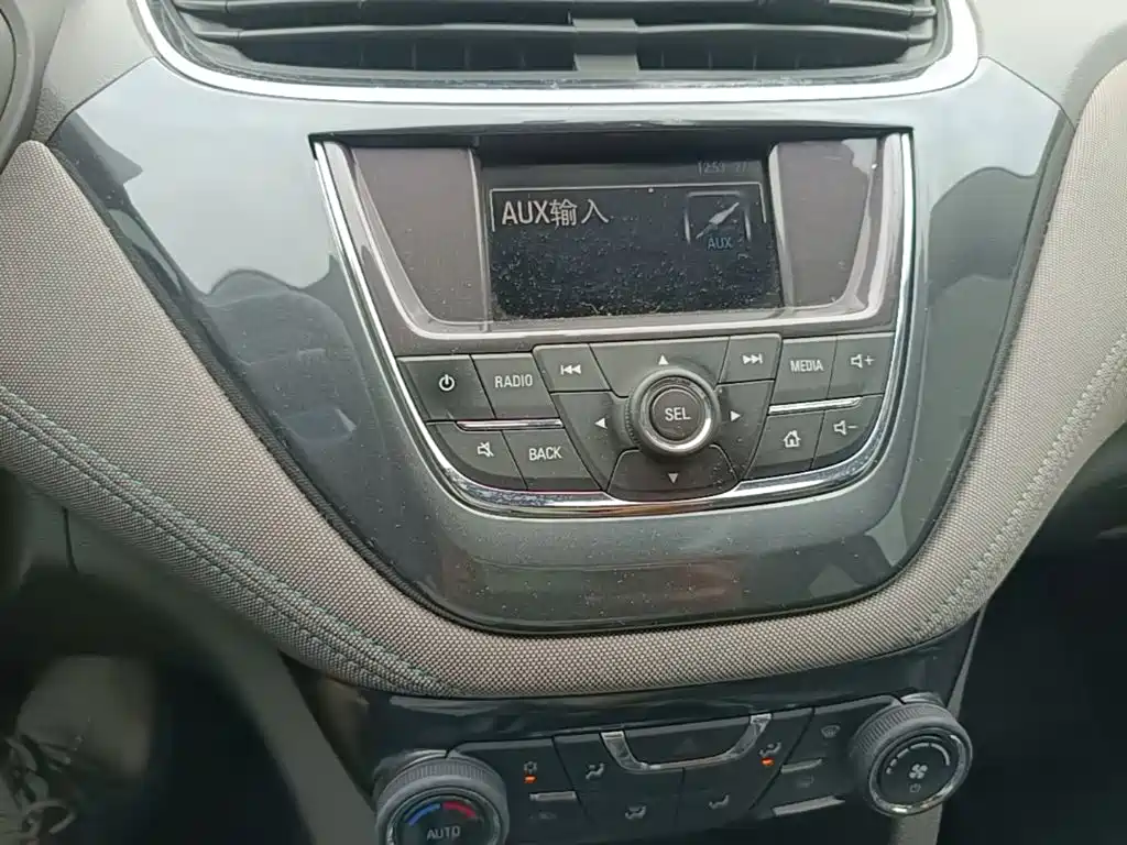 Chevrolet Malibu — миниатюра 13