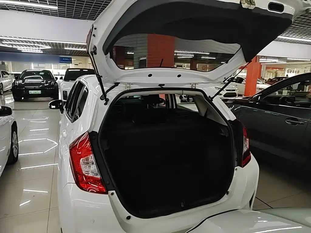Honda Fit — миниатюра 19