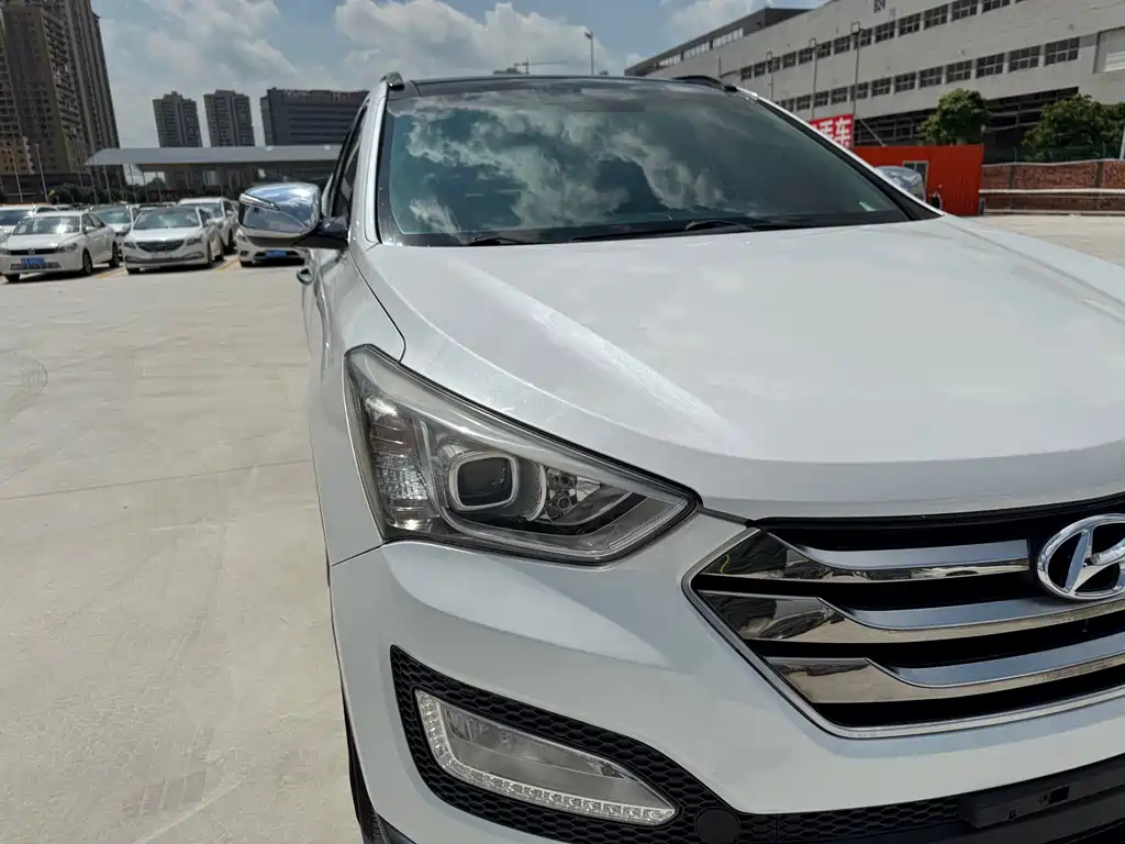 Hyundai Santa Fe — миниатюра 14