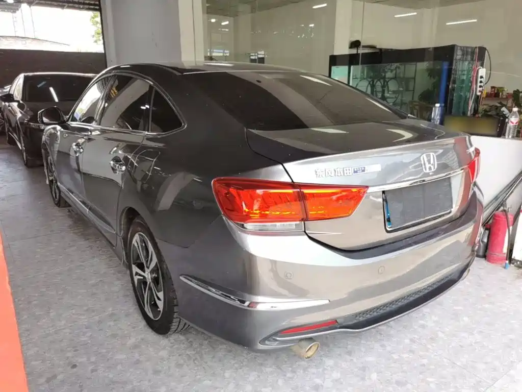 Honda Spirior — миниатюра 5