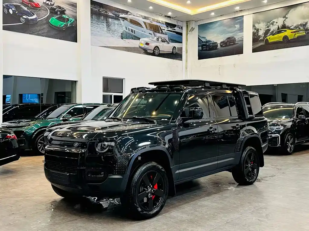 LAND ROVER DEFENDER