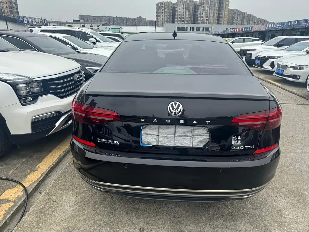 Volkswagen Passat — миниатюра 11