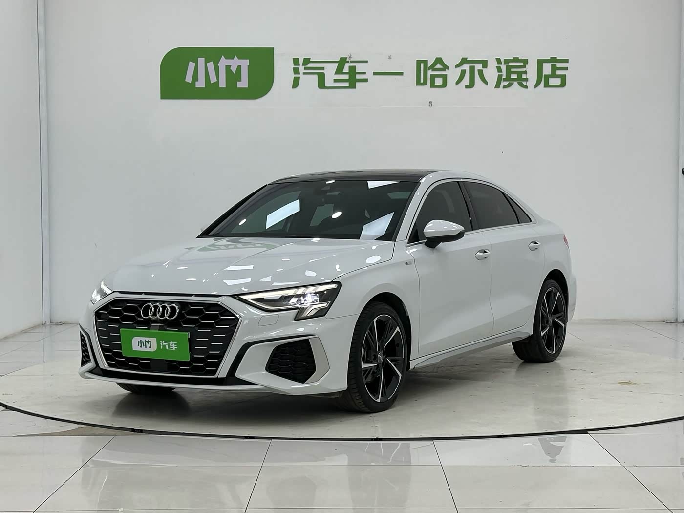 Audi A3 1.4 л 2022 г. Белый, пробег 35000 км