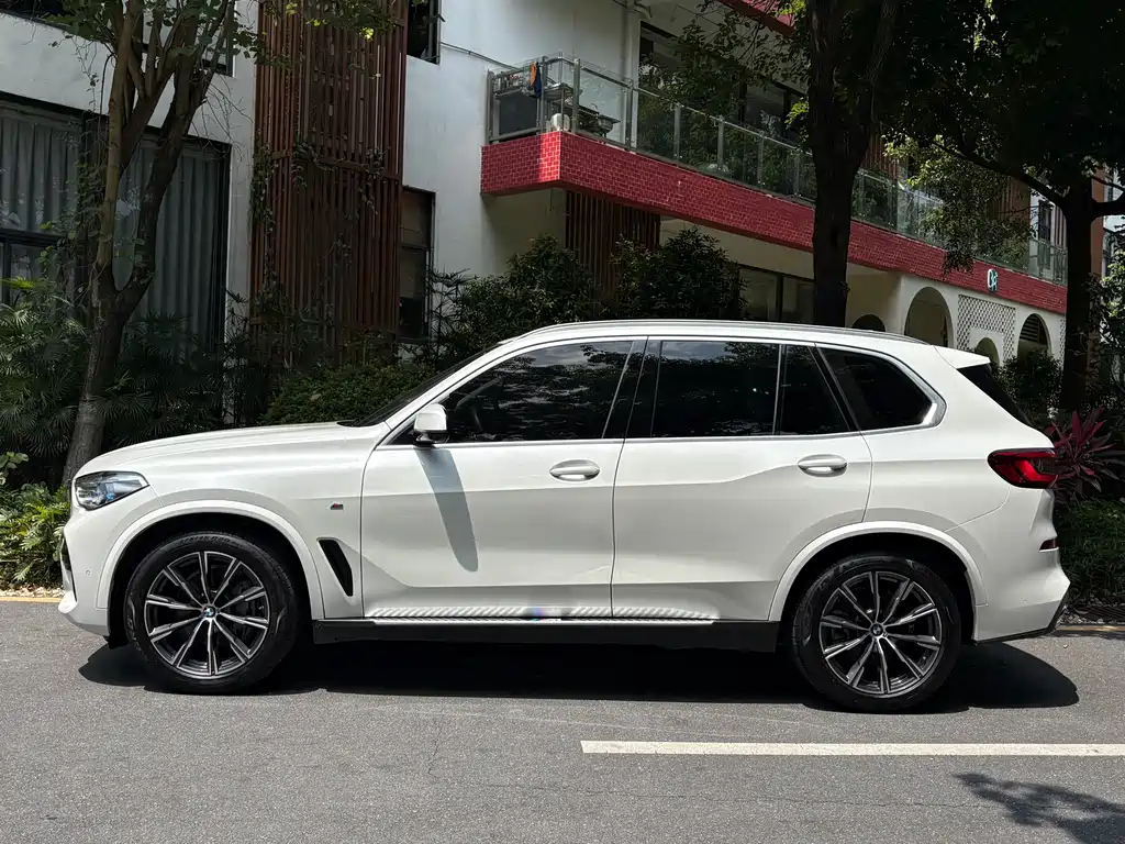 BMW X5 2019 xDrive40i M Sport