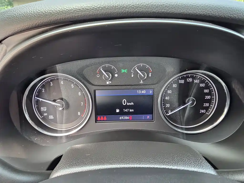 Buick LaCrosse — миниатюра 11