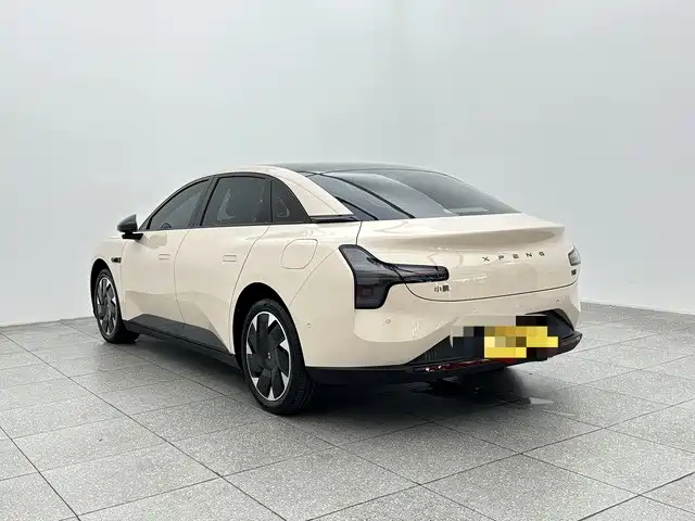 XPeng MONA M03 — миниатюра 4