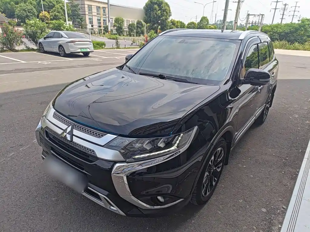 Mitsubishi Outlander 2019 2.4L 4WD Enjoy Edition 5 seats China VI