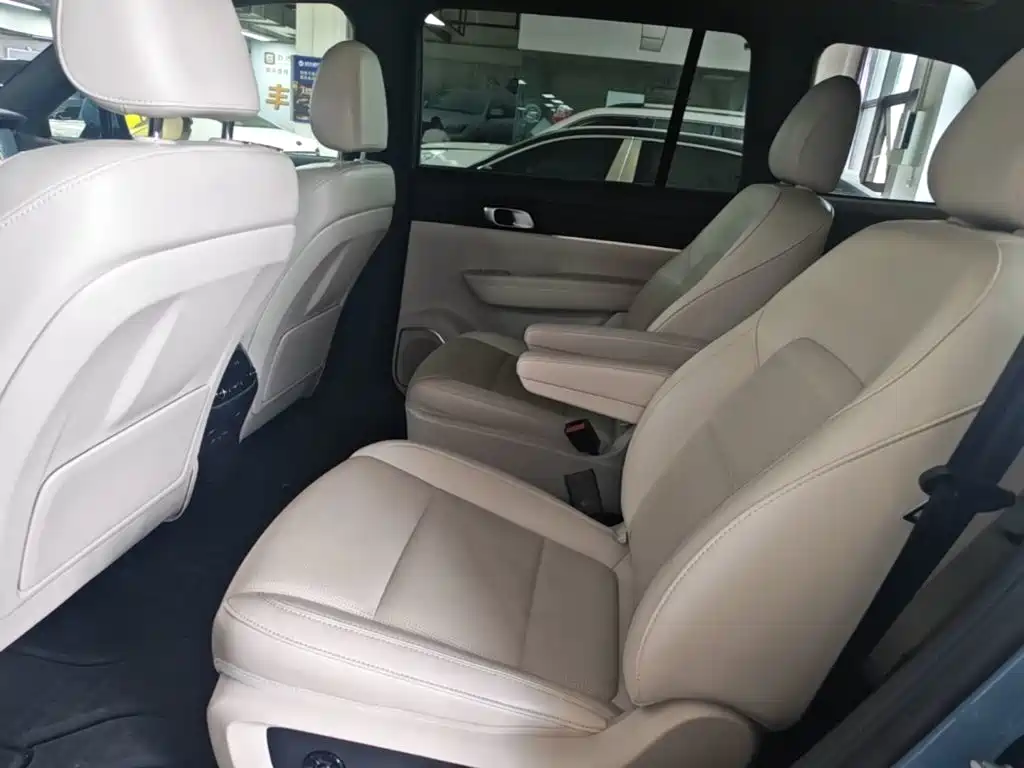 Li Auto Li ONE — миниатюра 17