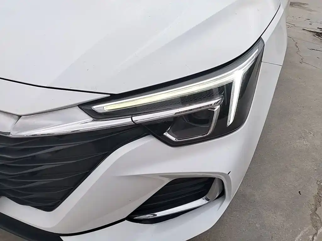 Roewe i6 MAX New Energy — миниатюра 24