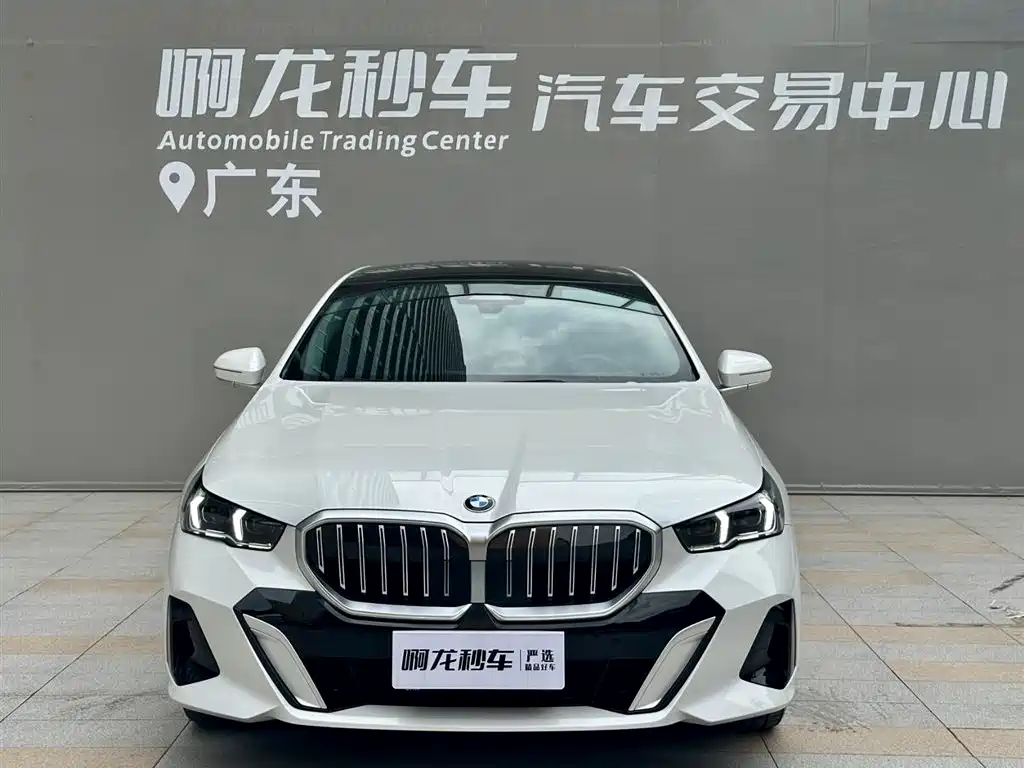 BMW 5 Series 5 2024 525Li M Sport