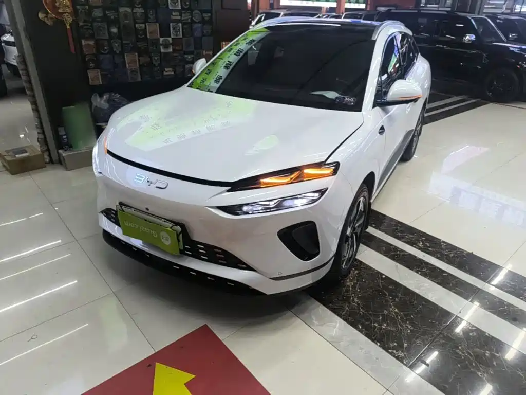 BYD Sealion 06