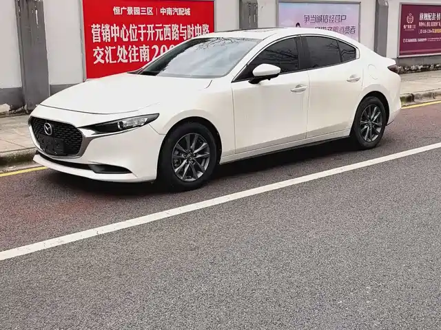 mazda 3-angkesaila