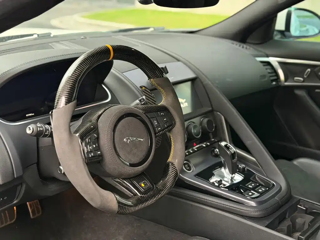Jaguar F-TYPE — миниатюра 7