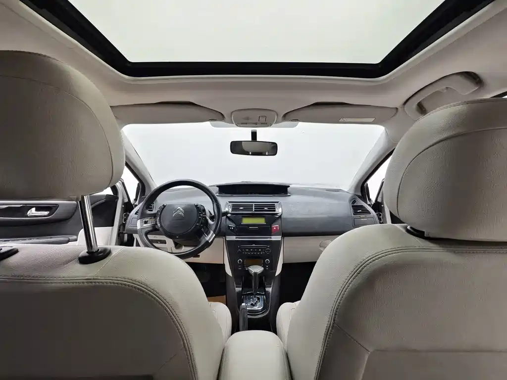 Citroen C-Quatre — миниатюра 10