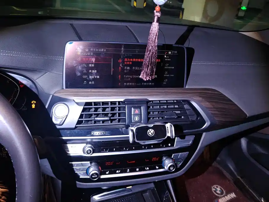 BMW X3 — миниатюра 11
