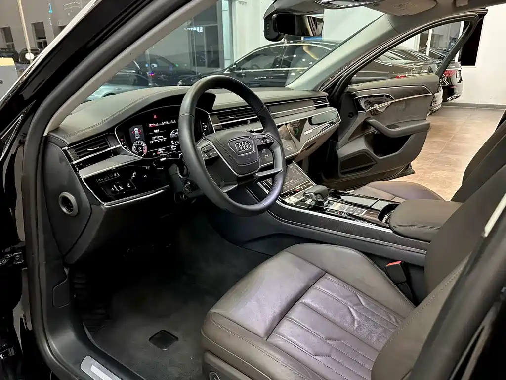Audi A8 2018 A8L 55 TFSI quattro Premium