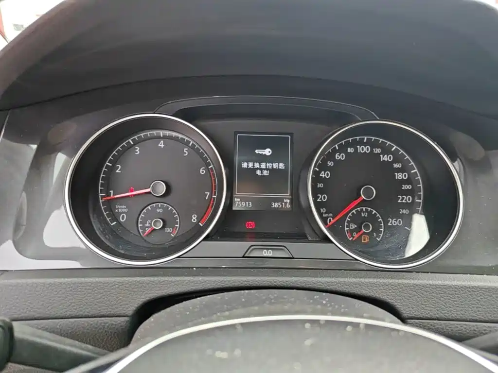 Volkswagen Golf — миниатюра 12