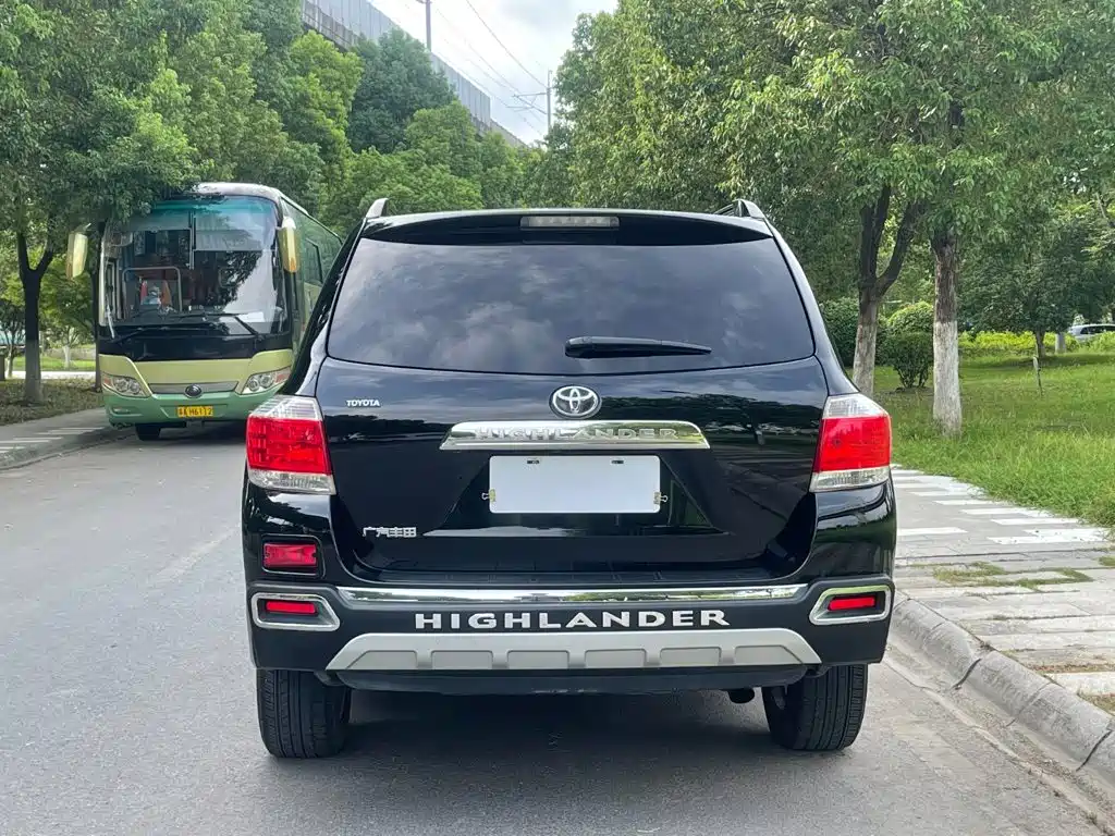 Toyota Highlander — миниатюра 7