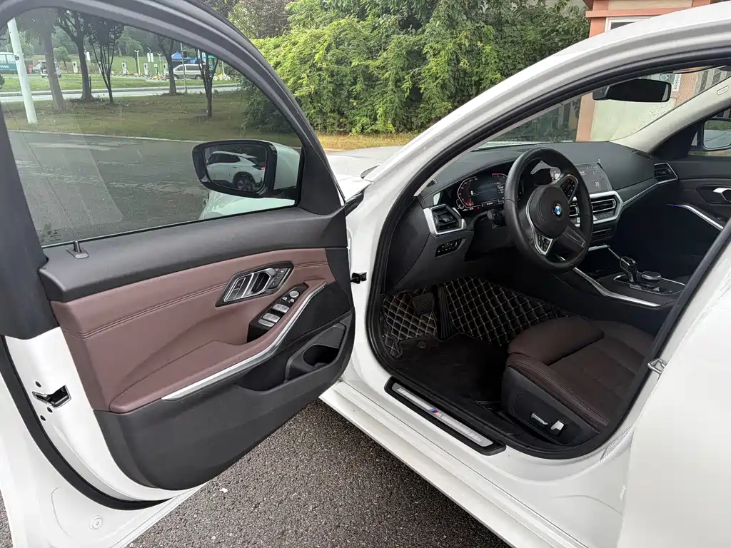 BMW 3 Series — миниатюра 6
