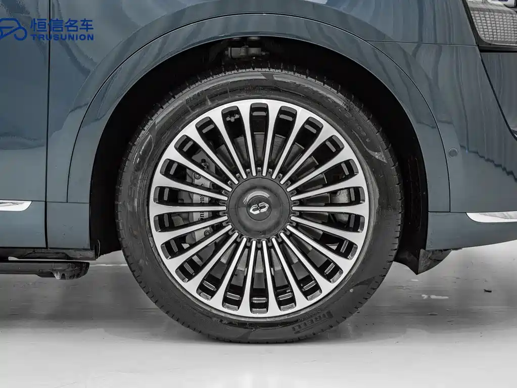 AITO ASK THE WORLD M9