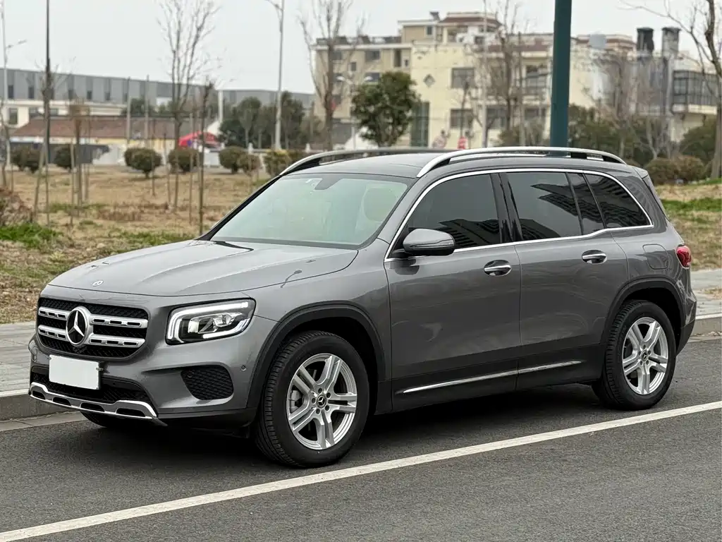 Mercedes-Benz GLB 2021