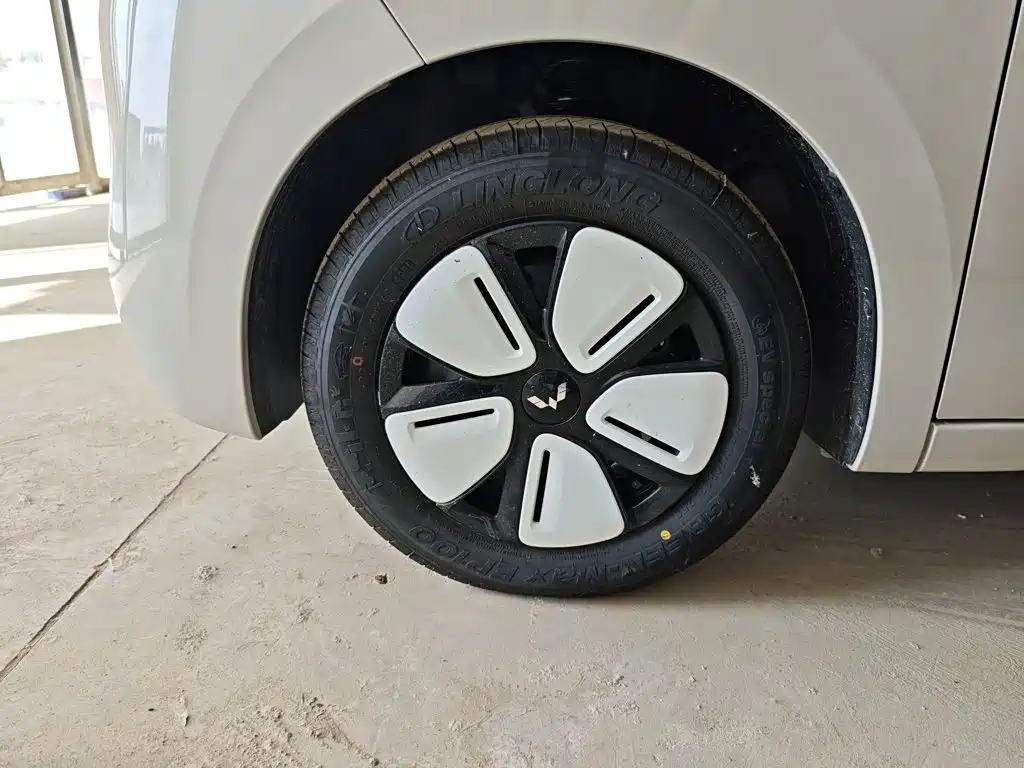 Wuling MINIEV — миниатюра 23