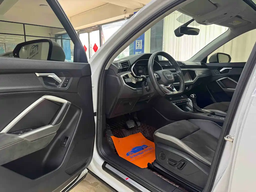Audi Q3 2022 35 TFSI Fashion