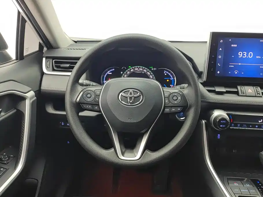 Toyota RAV4 — миниатюра 15