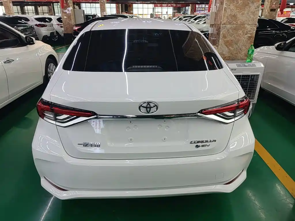 Toyota Corolla — миниатюра 6
