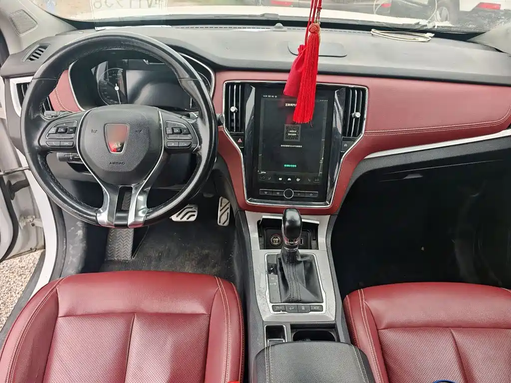 Roewe RX5 — миниатюра 8
