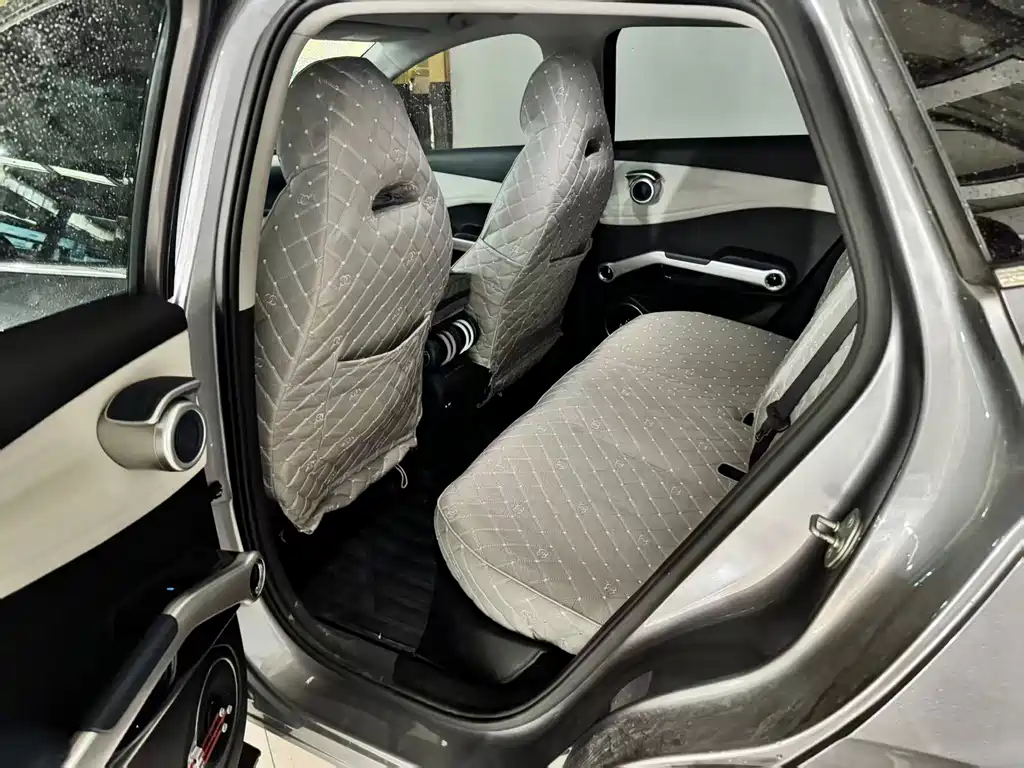 BYD Yuan Plus — миниатюра 6