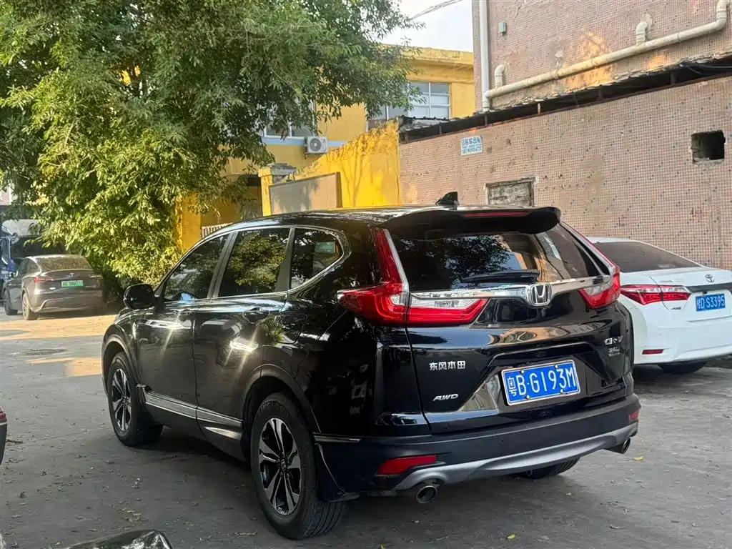 Honda CR-V 2017 240TURBO CVT Luxury