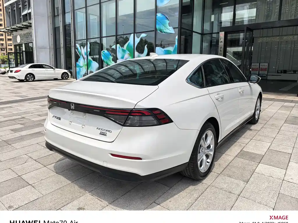 Honda Accord — миниатюра 7