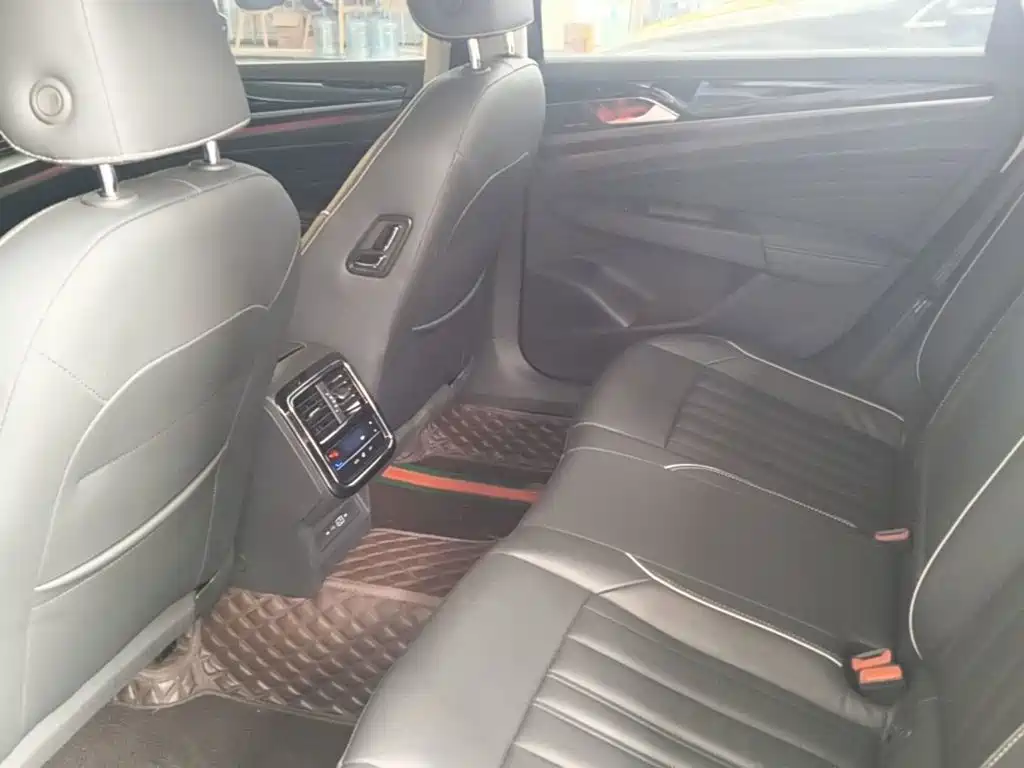 Volkswagen Passat — миниатюра 17