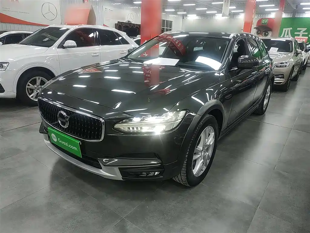 Volvo V90 2019