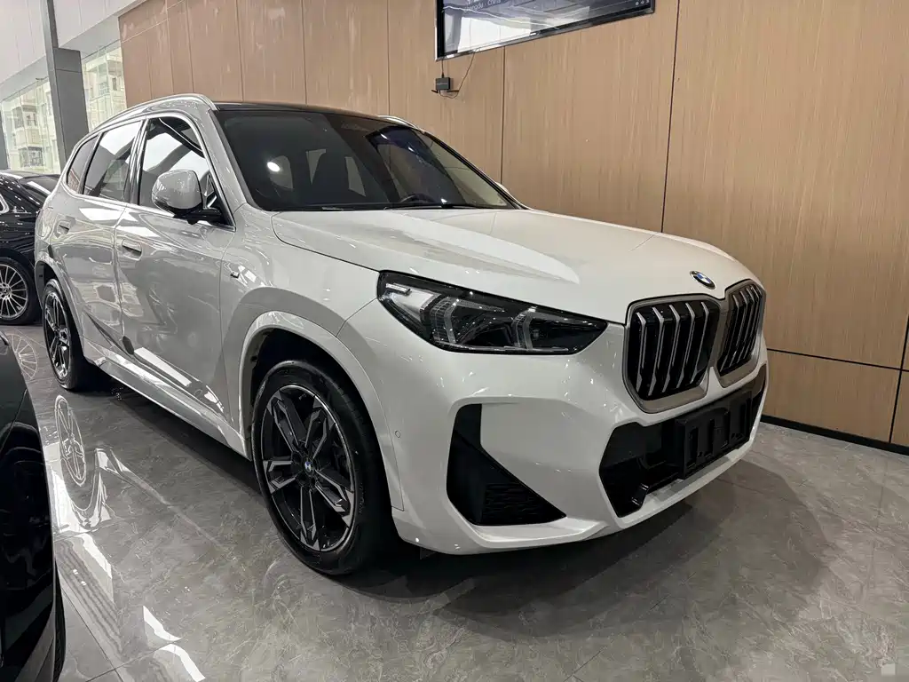 BMW X1 2023 — фото 3