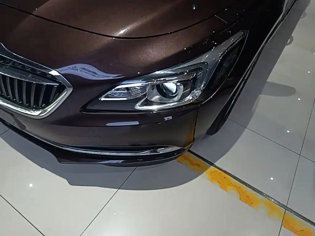 Buick LaCrosse — миниатюра 24