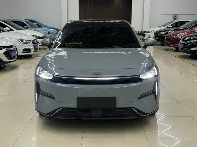 GEELY GALAXY GALAXY L6 2024