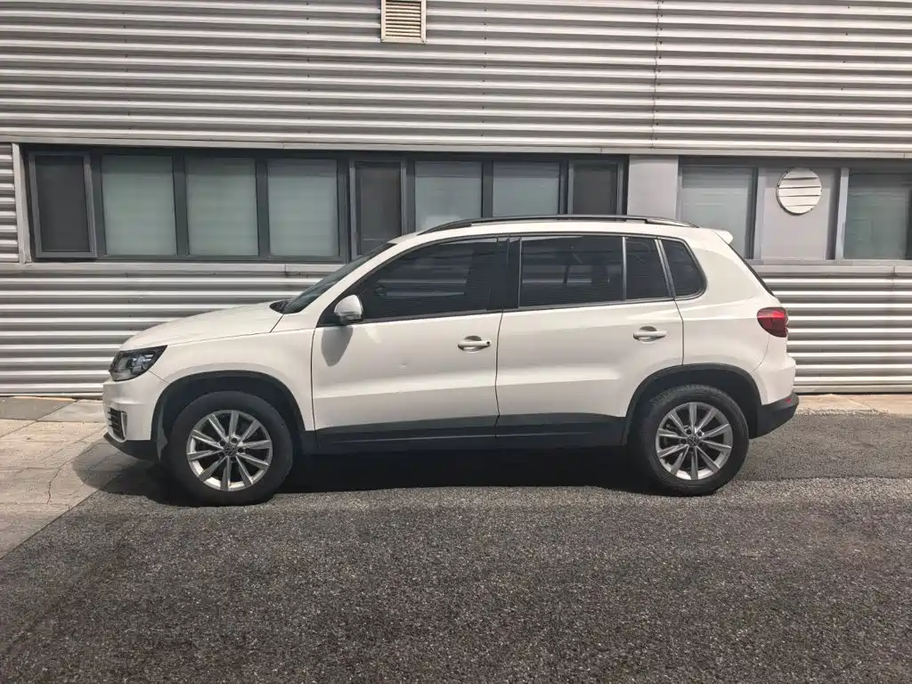 Volkswagen Tiguan — миниатюра 3