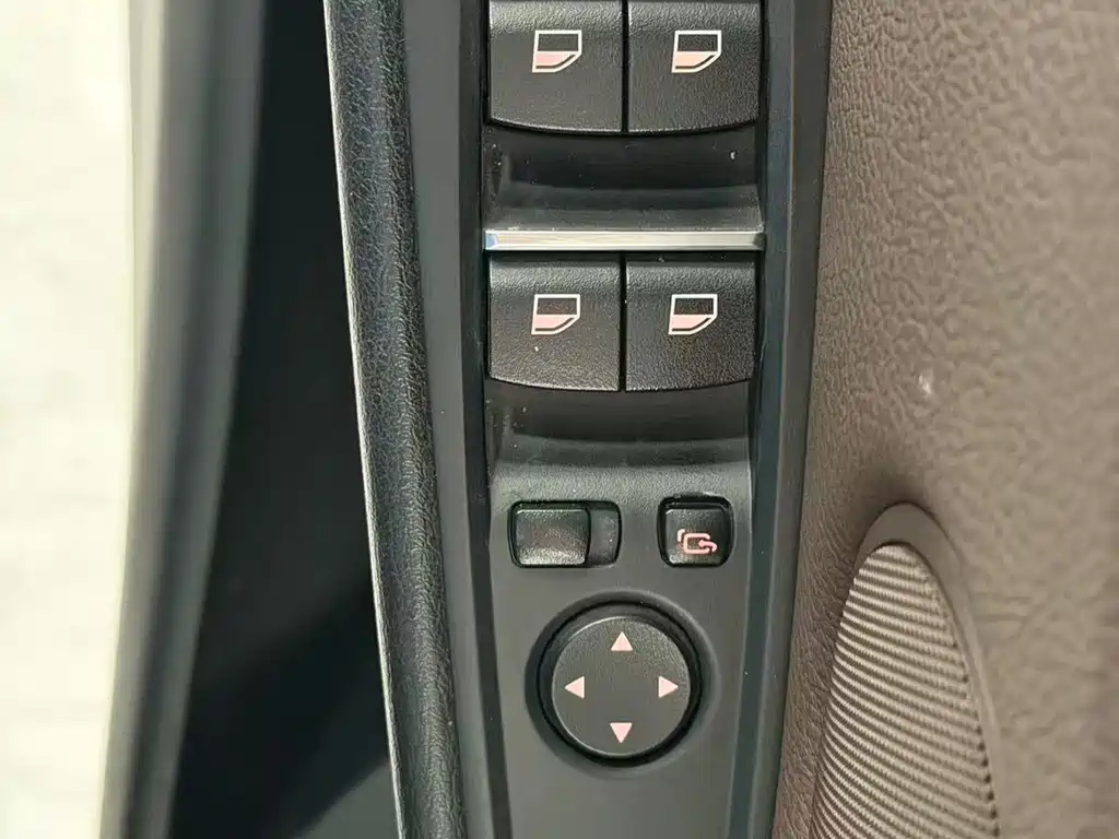 BMW X5 (Import) — миниатюра 6
