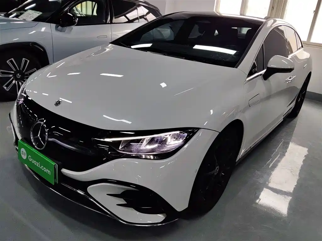 Mercedes-Benz EQE 2023