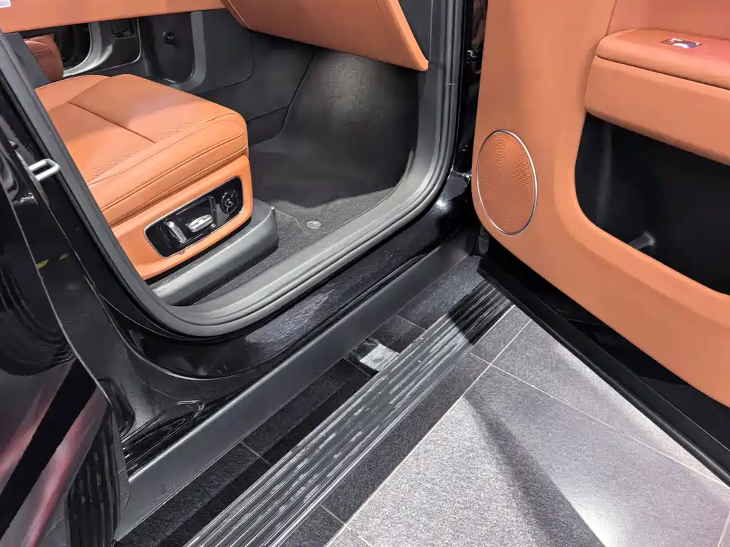 Li Auto Li L9 — миниатюра 13