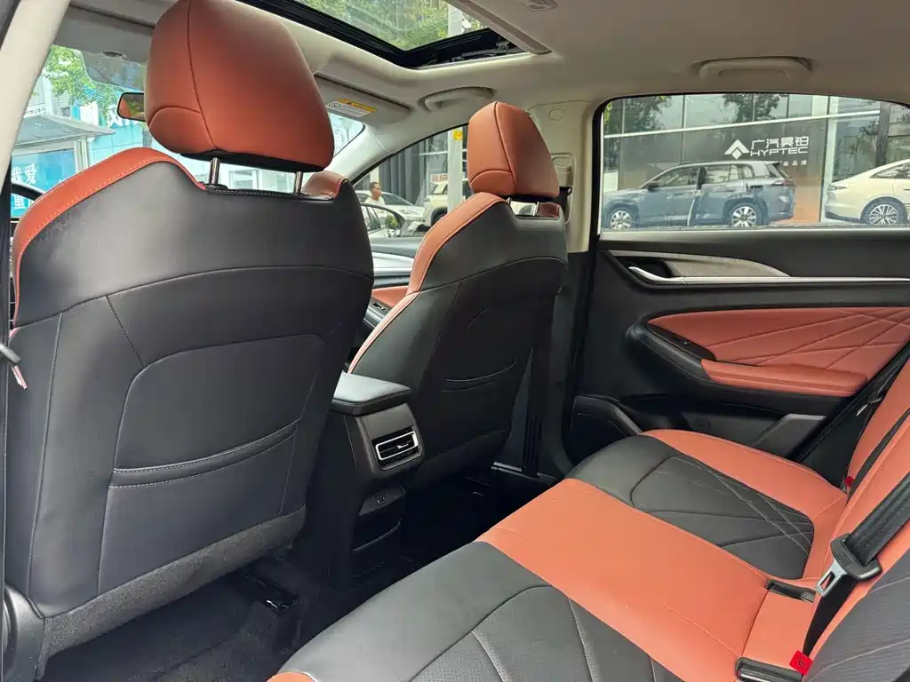 Changan Eado — миниатюра 6