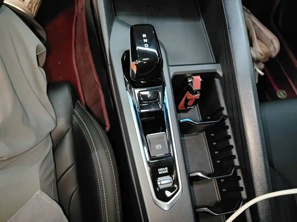 Geely Binrui — миниатюра 14