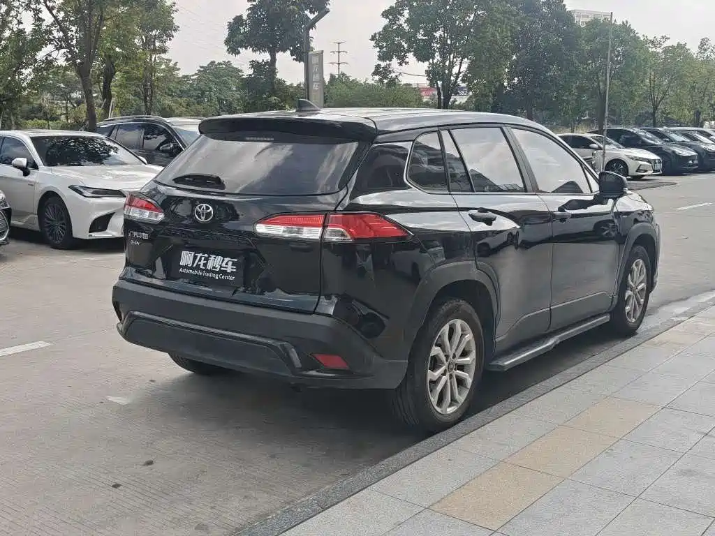 Toyota Frontlander — миниатюра 7