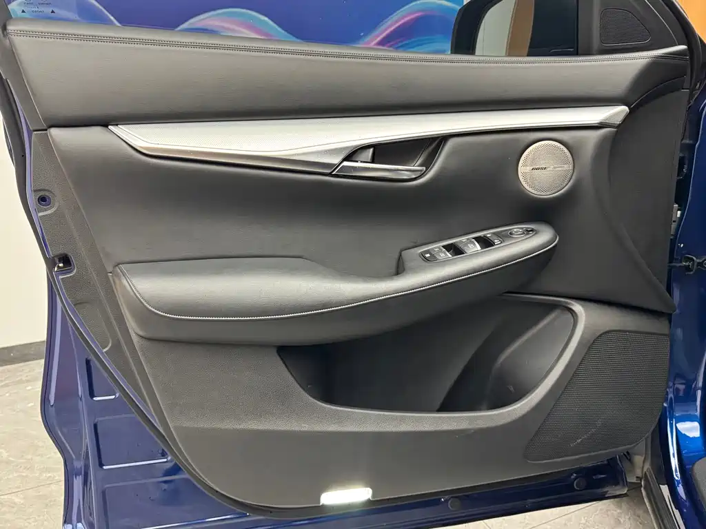 Infiniti QX50 — миниатюра 14