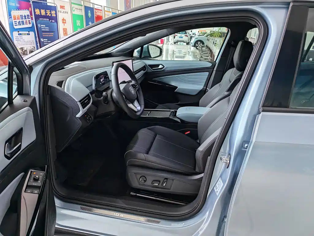 Volkswagen ID.4 X 2025 Smart