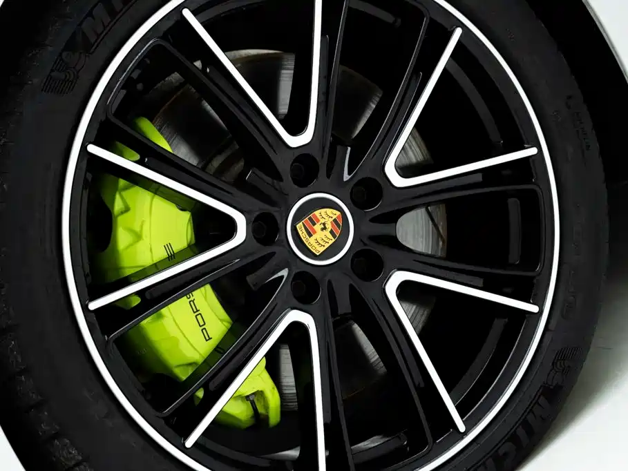 Porsche Panamera Hybrid — миниатюра 6